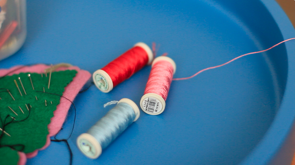 Blue tray and threads